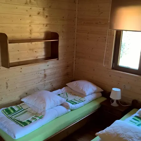 펜션 Maciejka 다브키